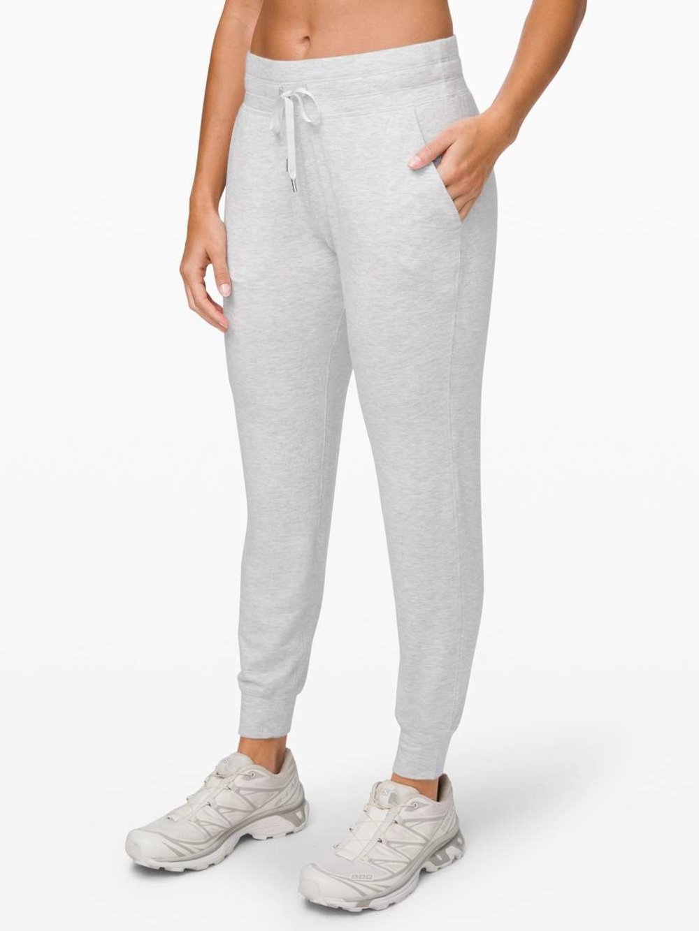 Lululemon Warm Down Jogger *Soft Touch
Heathered Core Ultra Light Grey